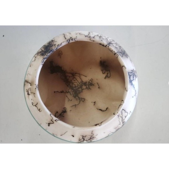 Horsehair Horse Hair Art Pottery Vase - Signed - Picture 2 of 3